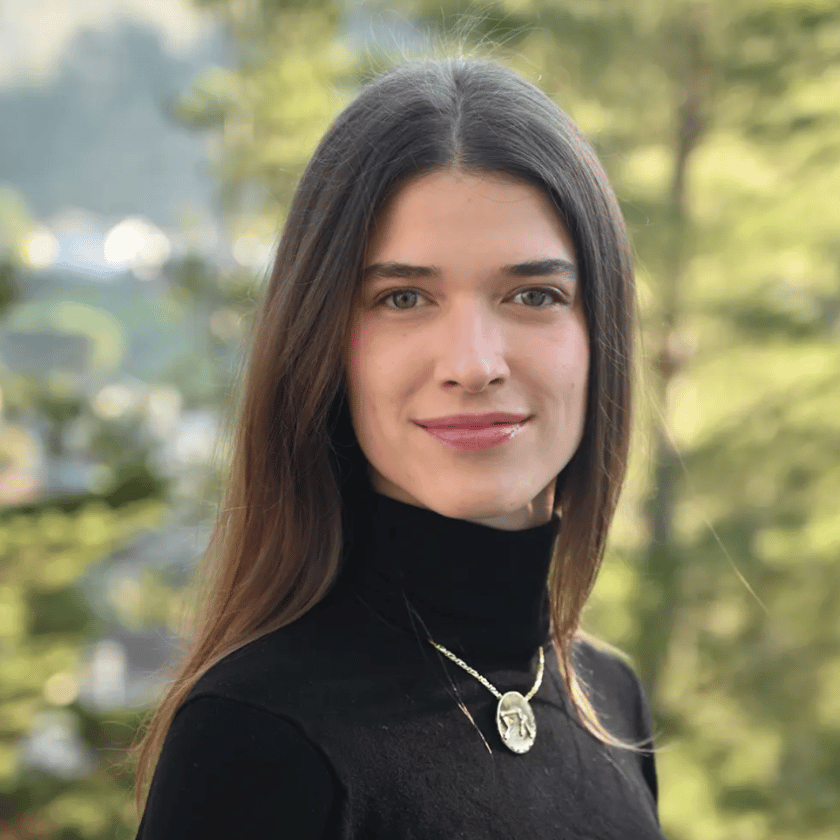 Thais Castello Branco